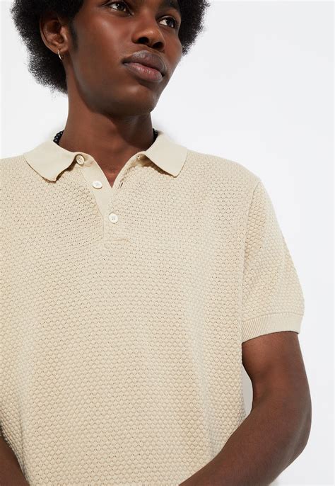 Buy URB_N Men Slim Fit Flat Knit Polo T-shirt Online at just Rs. 999.0 ...