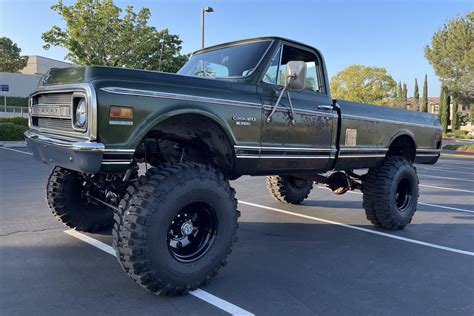 1970s Lifted Chevy Trucks