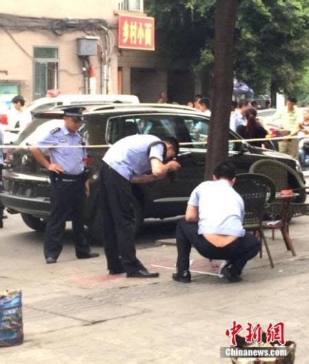 成都男子街头遭枪击案抓3名嫌犯 系因经济纠纷|成都枪击_新浪新闻