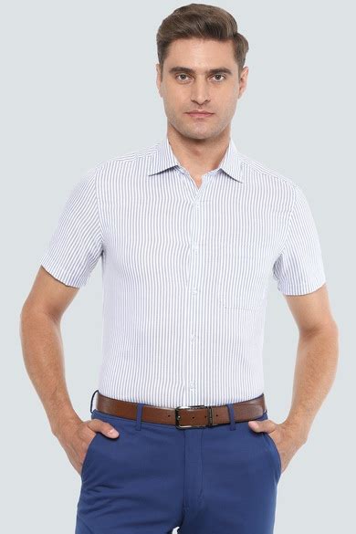 Buy Men White Classic Fit Stripe Half Sleeves Formal Shirt Online ...