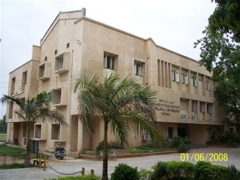 Shri B.M.Shah College of Pharmaceutical Education and Research