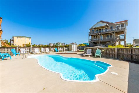 Visit 6040 - Redheaded Mermaid in Nags Head, NC | Savvy