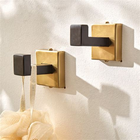 Buy Aubree Raven Metal Wall Hook from Home Centre at just INR 799.0