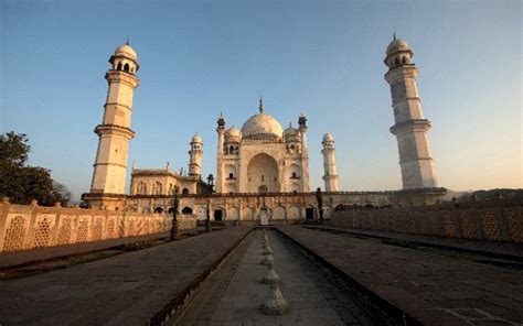 Bibi Ka Maqbara | India Cine Hub