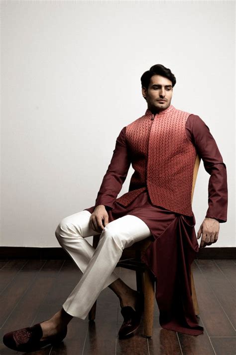 Maroon ombre machine + hand embroidered nehru jacket – Linebyshamimkhan