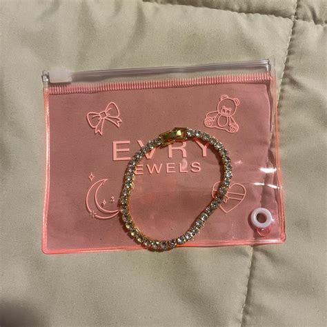 Evry Jewels Icy Bracelet Super cute just doesn't... - Depop