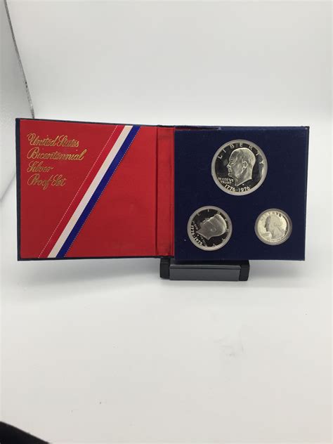 1976 US Bicentennial Silver Proof Set | Property Room