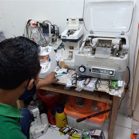 Jual Tambahan Biaya Pemasangan Lensa Kacamata - Jakarta Pusat - Optik ...