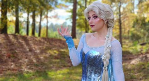 Snow Queen Hot Chocolate Deliveries, Charleston, S.C., 17 December 2023 ...