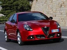 Alfa Romeo Giulietta Quadrifoglio 2013 by Alfa Romeo Giulietta Quadrifoglio Verde 2011 2012 2013 Alfa Romeo Giulietta Quadrifoglio 2013