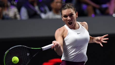 Simona Halep saves match point, beats Bianca Andreescu at WTA Finals - ESPN