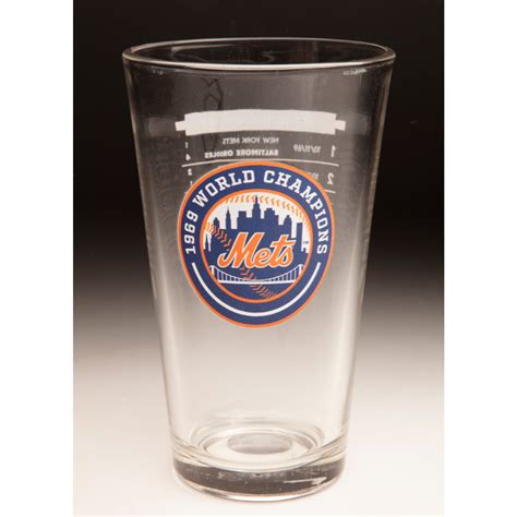 1969 New York Mets World Series Champions 16 ounce Pint Glass