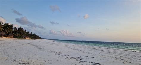 SBH KILINDINI RESORT HOTEL (Kilimajuu) - Inn Reviews, Photos, Rate ...