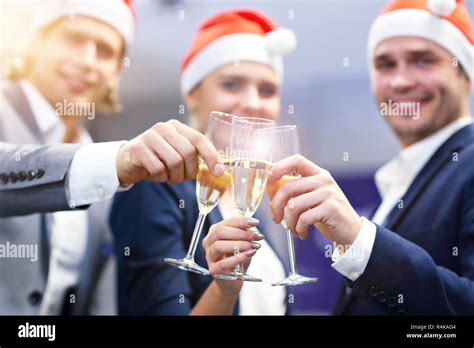 Business People Celebrating 的图像结果