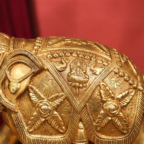 Brass Royal Elephant Statue (13.5 Inch) – Vedansh Craft