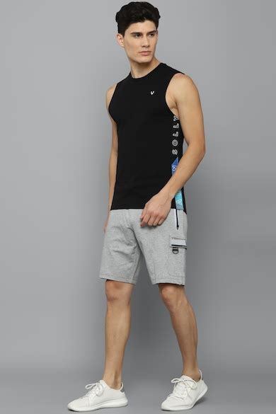 Buy Men Black Graphic Print Crew Neck Vest Online - 767408 | Allen Solly