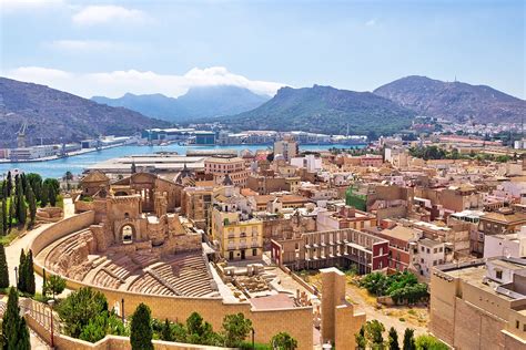 Information about Spain - Spain travel guide – Go Guides