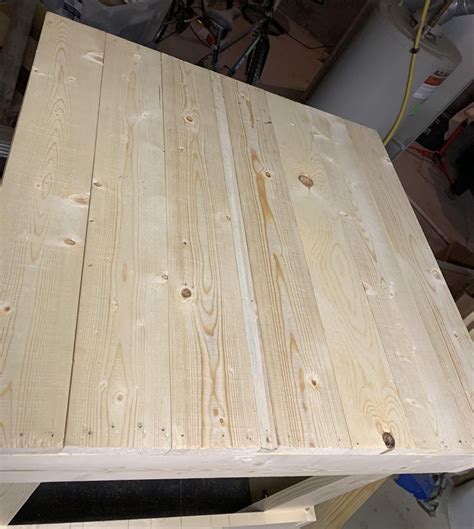 Making a Wooden Table 的图像结果