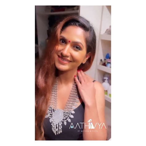 BLACK POLISHED STATEMENT NECKPIECE - AN1316 – Aathvya