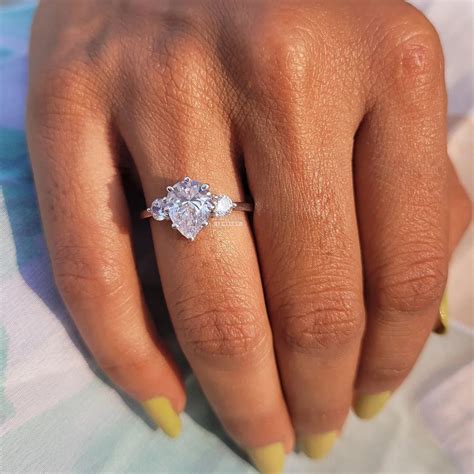 Pear Diamond Three Stone Engagement Ring in Gold – Riant Fine Jewelry LLC