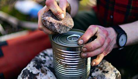 5 Ingenious Ways: How to Open Can Without Can Opener – Foolproof Methods! - YuvalEizik