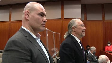 Judge clears Cain Valasquez to participate in wrestling match if he ...