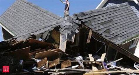 Florida beaches feel effects of Hurricane Irene - | The Economic Times