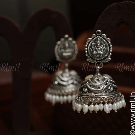 Renu Silver Jhumka