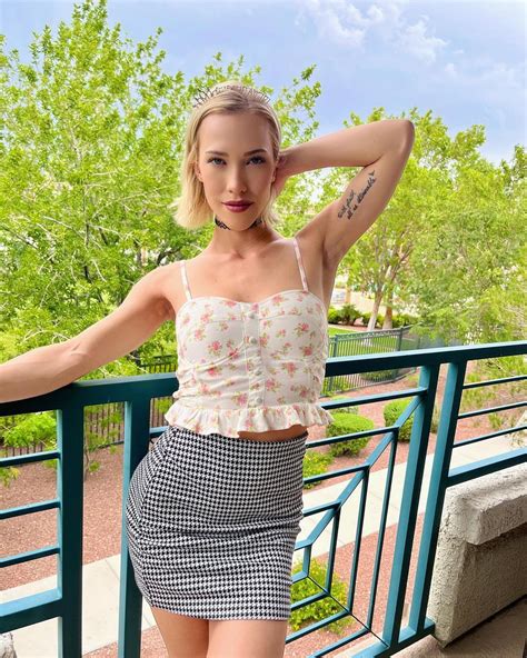 Diana : r/Fans_Diana_Grace