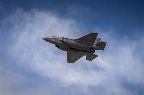 9 Asset Management Stocks to Buy for Income