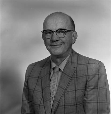 [Portrait of Howard Gates #2] - UNT Digital Library