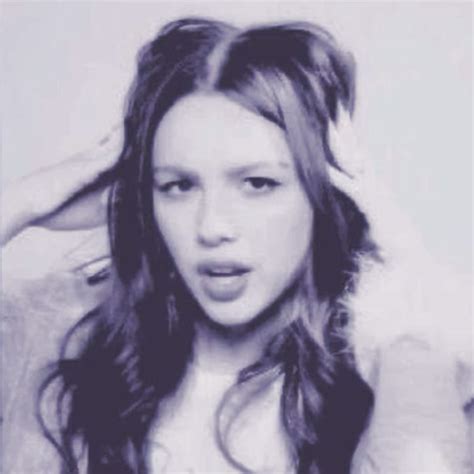 Pin by ( 𝐥𝐢𝐯𝐢𝐞𝐬 𝐯𝐞𝐫𝐬𝐢𝐨𝐧 on 𝐥𝐢𝐯𝐢𝐞𝐬 in 2025 | Olivia, Celebs, Mexican girl