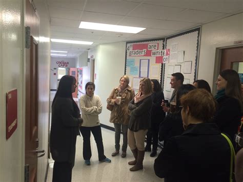 Robert E. Lee Elementary welcomes community | The Hub