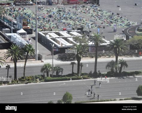 Las Vegas, USA. 3rd Oct, 2017. The shooting happen during day 3 of the ...