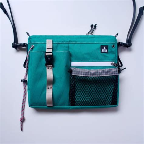 contact – 山部 -hiker meets hikers-