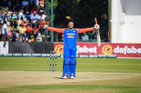5 records broken by Abhishek Sharma during his knock of 100 in ZIM vs ...