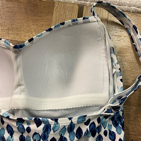 Nip Tuck Petal Plunge Isla C/D Cup Underwire One Piece Swimsuit Women’s ...