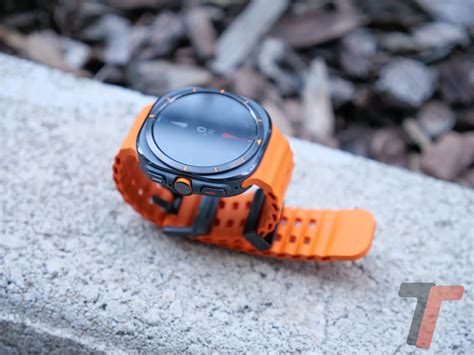 Samsung Galaxy Watch Ultra a prezzo bomba: titanio, 10 ATM e display ...