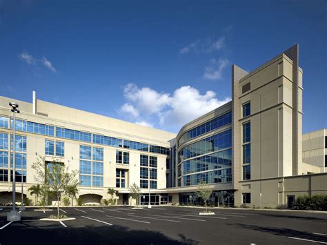 St. Joseph's Women's Hospital NICU Expansion - KHS&S East