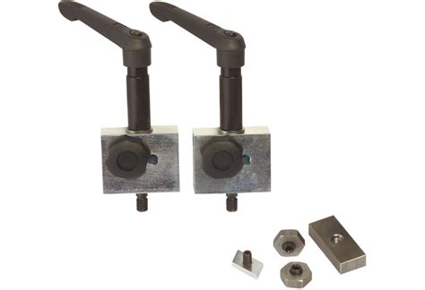 Coupling systems for the mounting on outrigger tables for Hammer and ...