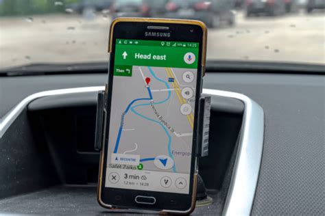 How to Setup Google Maps On Android Auto 的图像结果