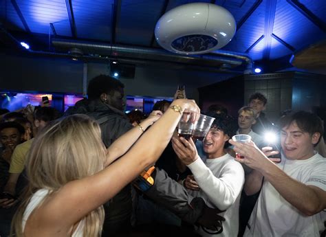 Bonnie Blue Monthly Earnings