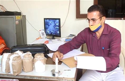 सीएम फ्लाइंग की बड़ी कार्रवाई, मिष्ठान फैक्ट्री में 3 सौ किलो रसगुल्ले ...