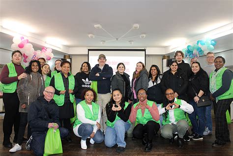 The Rotterdam Church in the Netherlands Donates Daily Necessities to 20 Neighbors in Need ...