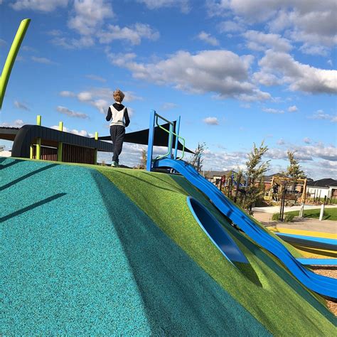 OAKS PARK PLAYGROUND (2024) All You Need to Know BEFORE You Go (with ...