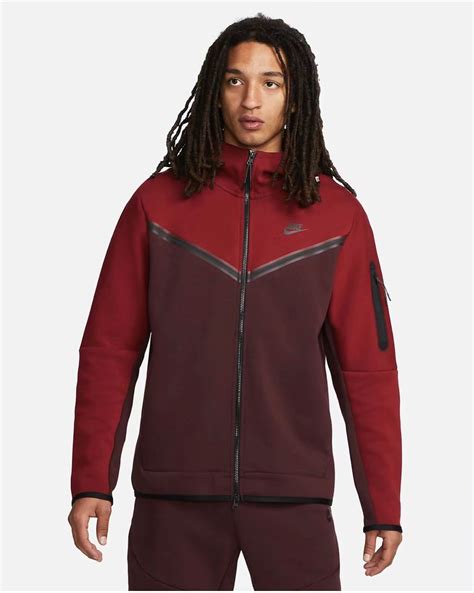 Nike Tech Fleece Dark Red - Step Up Sneakers