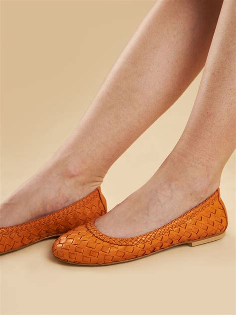 Buy Beachwear Footwear for Women Online in India – Peach Flores