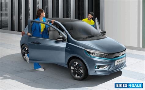 Tata Tiago EV XZ Plus Tech Lux Long Range Fast Charger AT price, specs ...