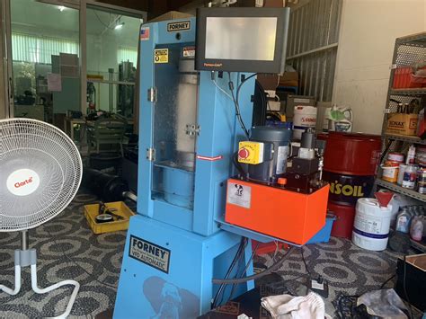 Forney Compression Testing Machine 的图像结果