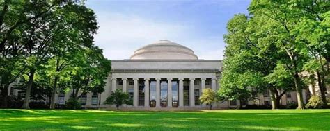 麻省理工学院MIT圆顶-剑桥，马萨诸塞，美国 编辑类照片. 图片 包括有 剑桥, 了解, 拱道, 校园, 圆顶 - 88927526